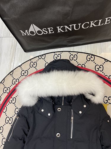 Moose Knuckles Black Plush-Trim Hooded Puffer Jacket