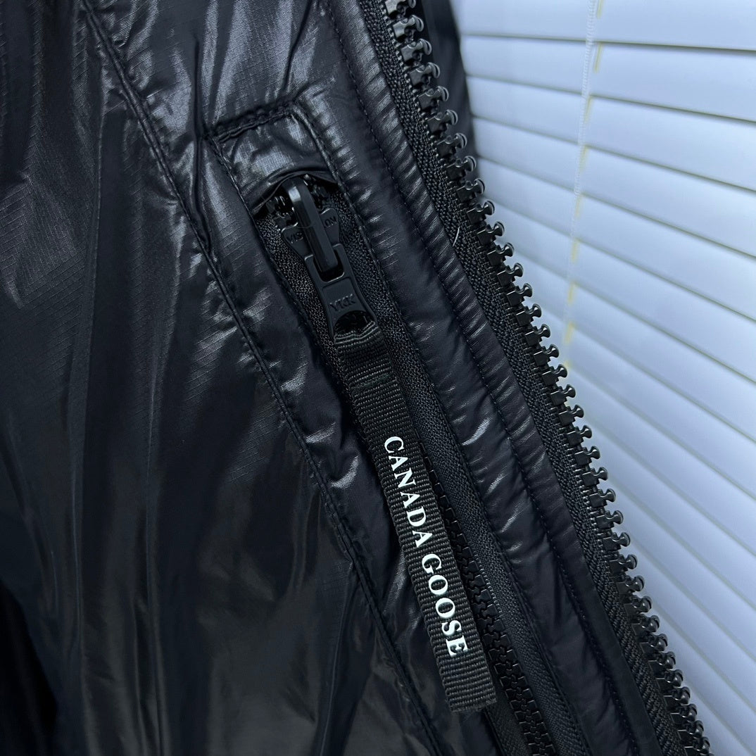 Canada Goose Black Logo Badge Hooded Puffer Jacket