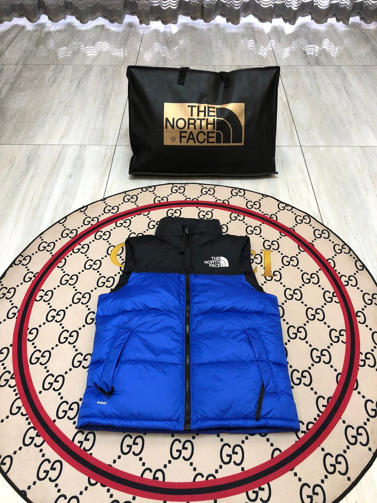 The North Face Royal Blue & Black Colorblock Puffer Vest