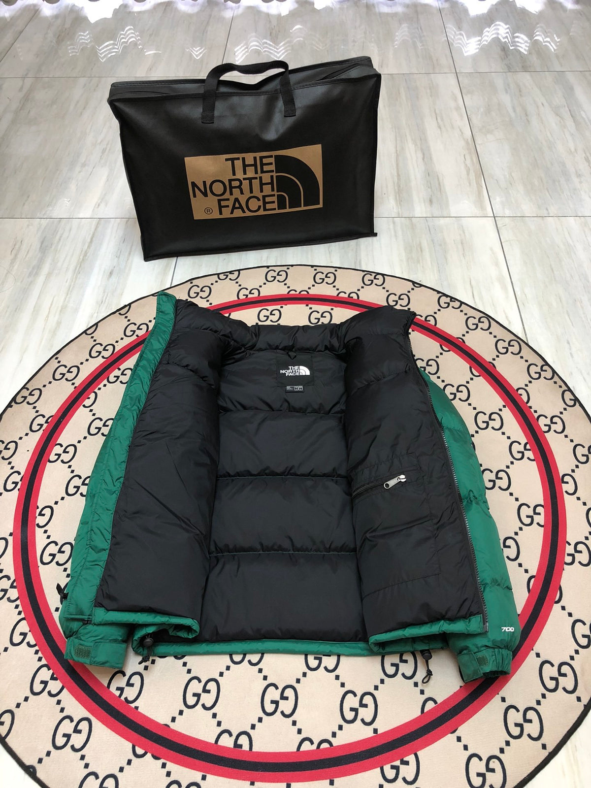 The North Face Green & Black Colorblock Puffer Jacket