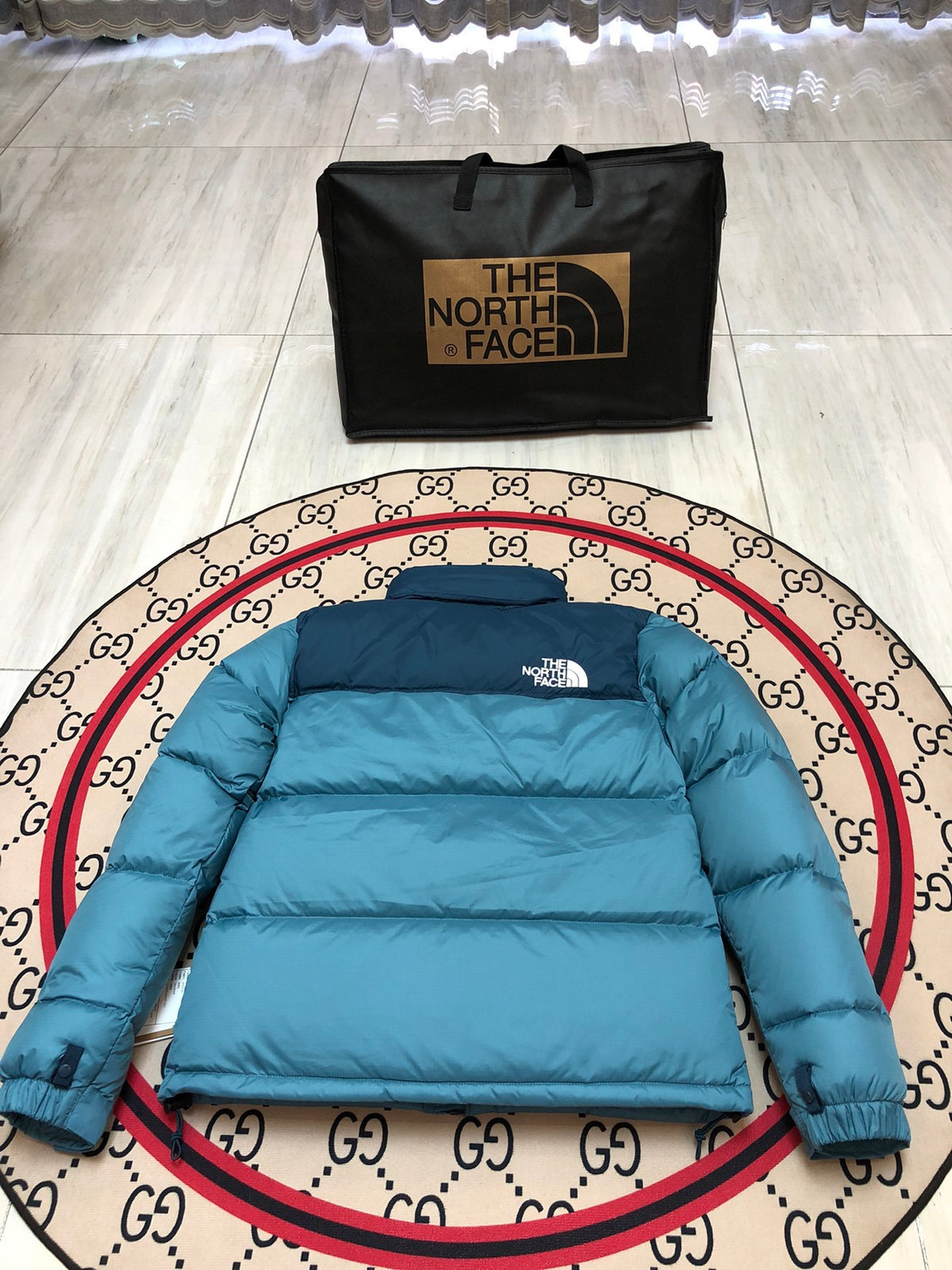 The North Face Teal & Navy Colorblock Puffer Jacket