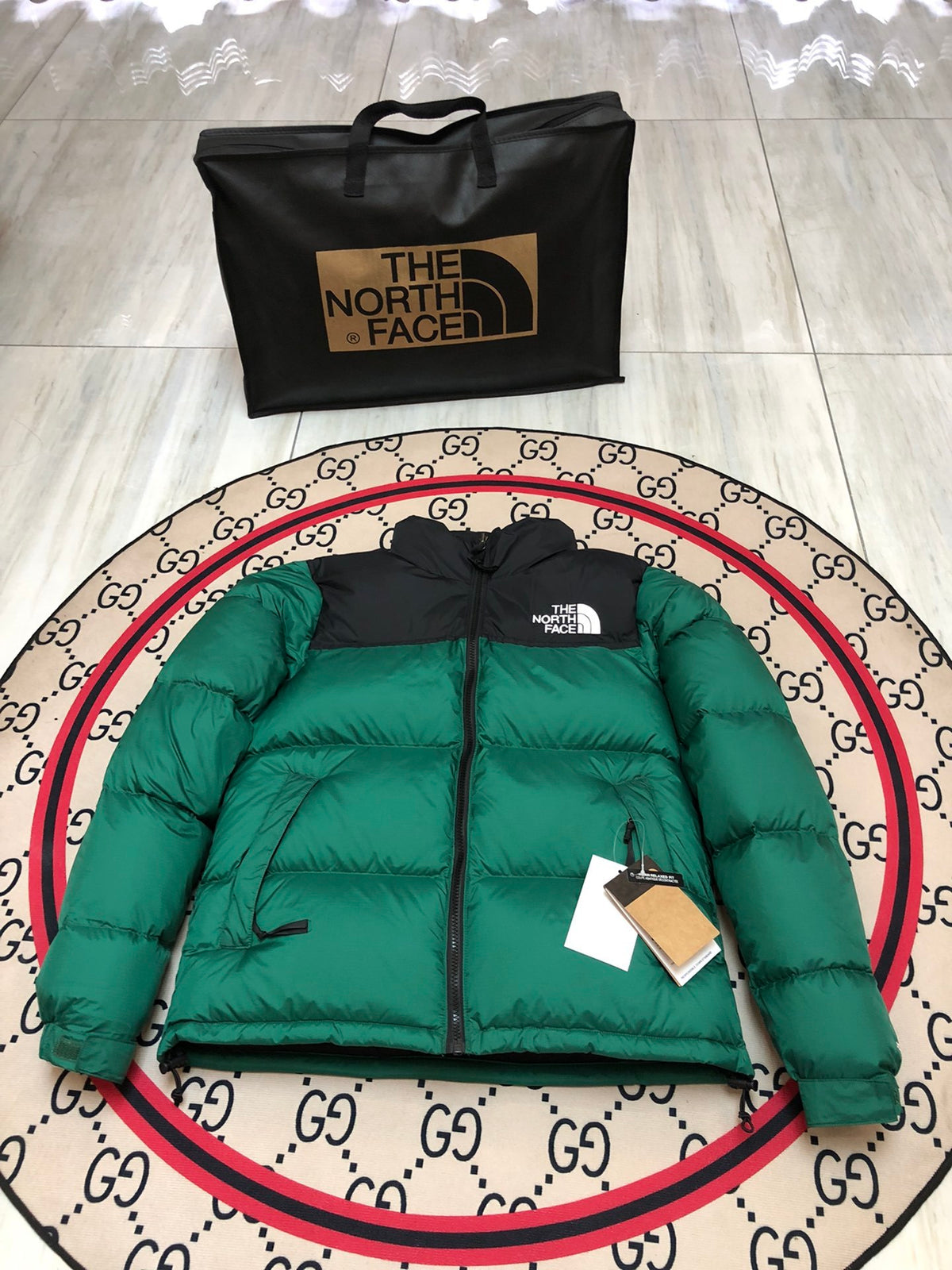 The North Face Green & Black Colorblock Puffer Jacket